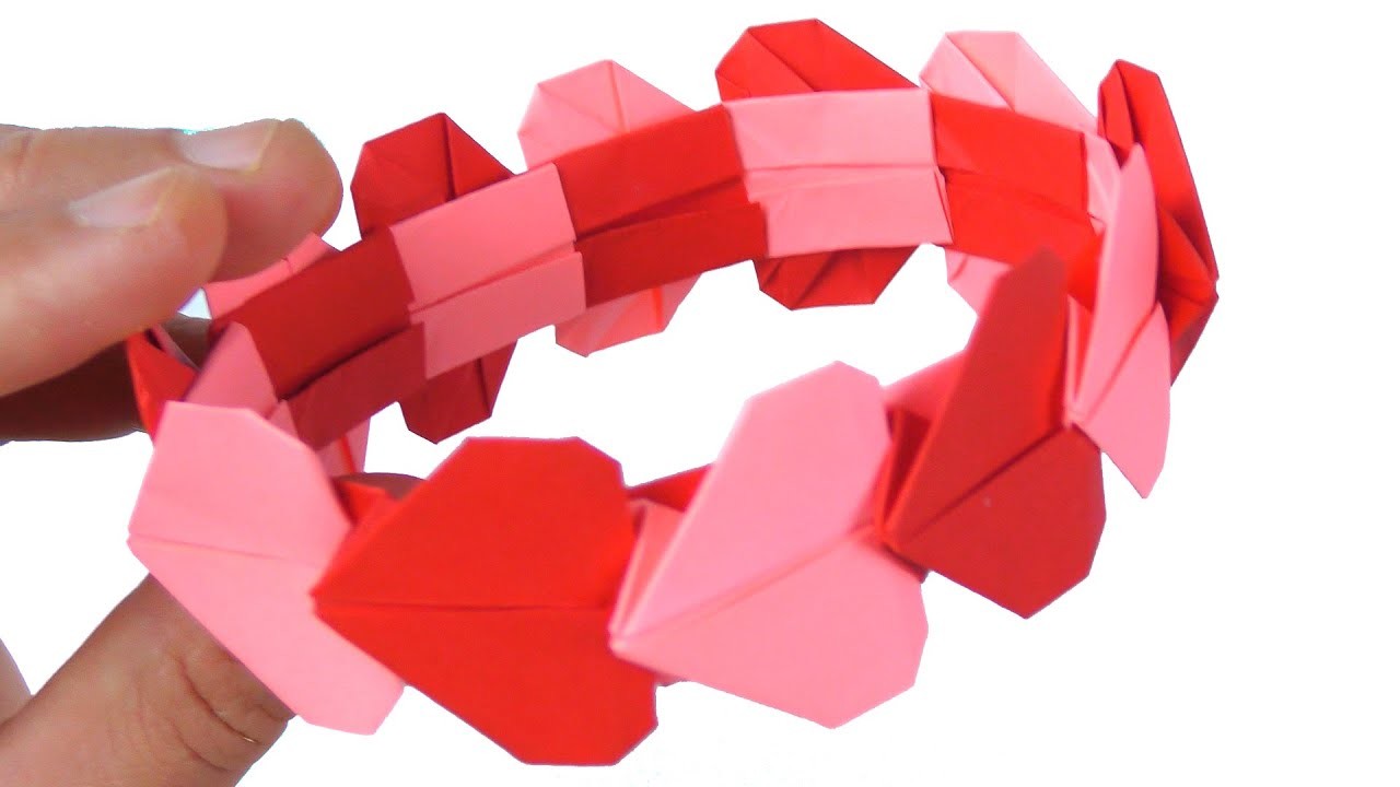 Easy Valentine's Day DIY. How to make Origami Heart Bracelet. Paper Hearts Valentine Bracelet