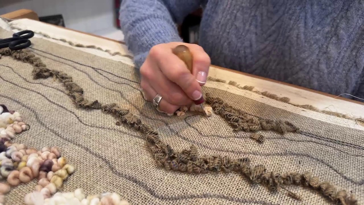 How to choose a neutral palette for rug hooking, Episode 126: Thursday Live