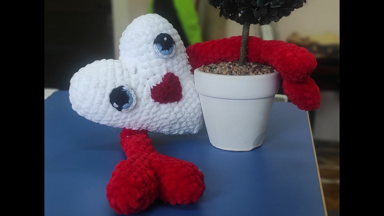 How to crochet 3D heart Heart that hugs you Valentine's Day Heart. Amigurumi For Beginners