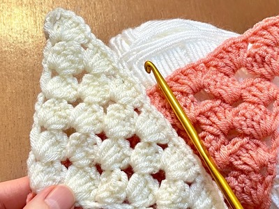 So Beautiful! GrannyTriangle❤️ Only 1 row of Easy Crochet Stitch pattern