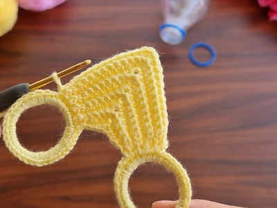 Wow! super idea how to make eye catching crochet key chain ???? Süper fikir tığ işi anahtarlık.