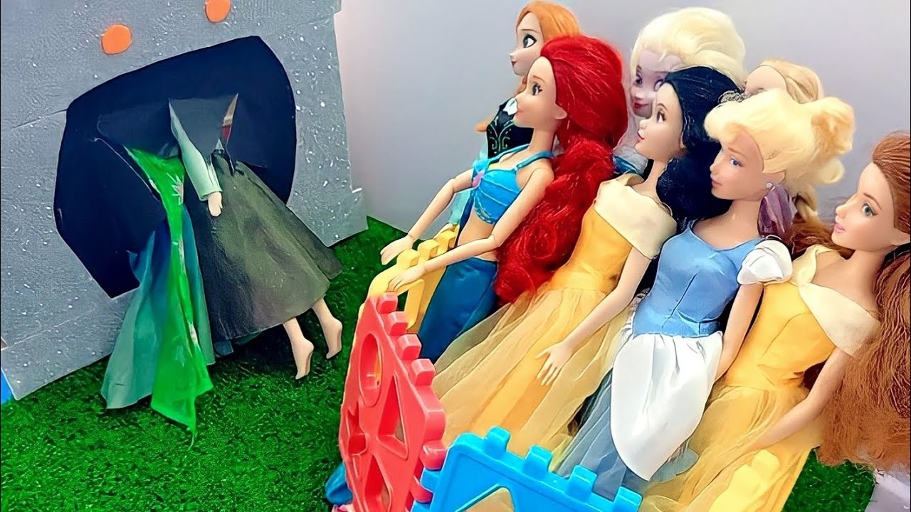 Disney Princess Dress Transformation DIY Miniature Ideas for Barbie~ Wig, Dress, Faceup, and More!