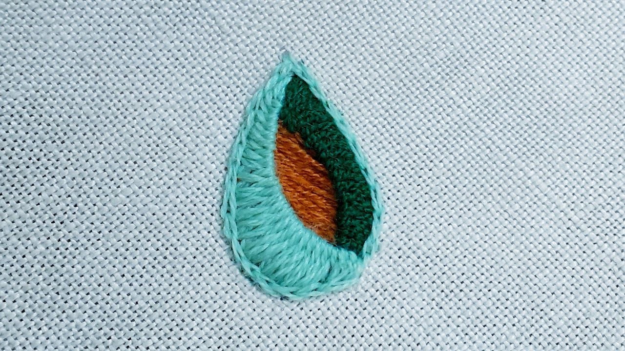 Hand embroidery. leaf embroidery.  fancy leaf embroidery. bordado de hojas de fantasía