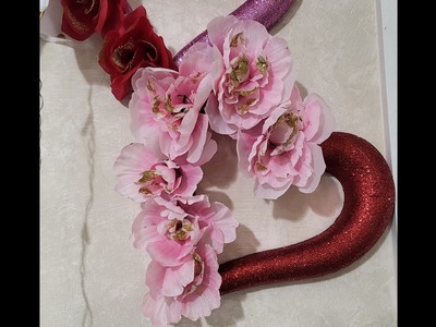 HOW !!!!!!!!!  she DIY this BEAUTIFUL #valentine #decoration using #dollartree items.