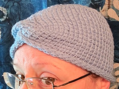 Crochet a twisted cloche hat!