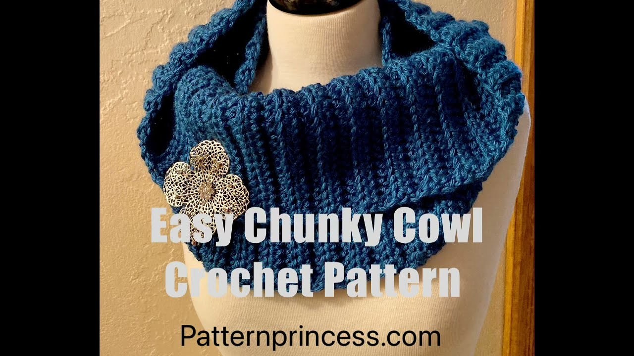 Easy Chunky Cowl Crochet Pattern