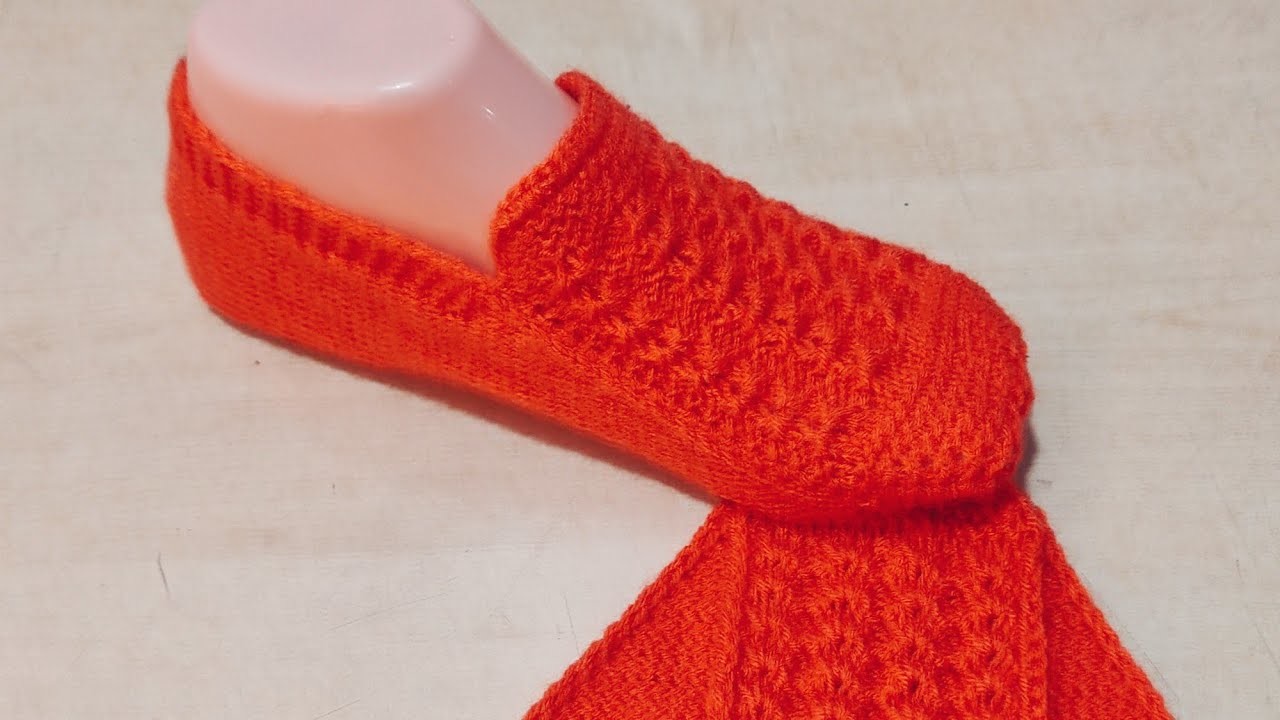 Super easy women booties.slipper.socks knitted by NEW METHOD
