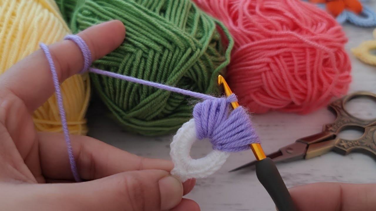 %????Need a Quick & Easy Crochet Project? Watch & See What Amazing Idea You'll Love!????. crochet flower