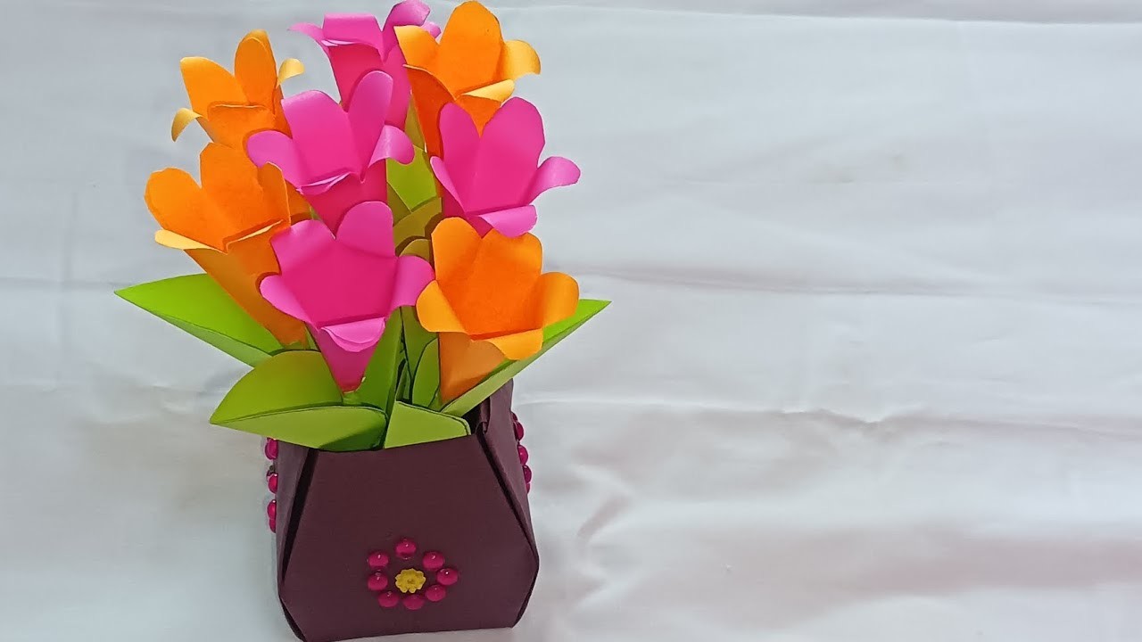 Beautiful and easy paper flower vase.Origami flower vase.Diy.Paper crafts