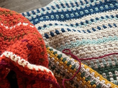 Jan2023 Handmade Jules - fuzzy sweaters, Valentine’s Day socks, squishy yarn and MORE!
