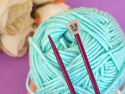 ????You can knit any type of clothing with this stitch! This is so easy and beautiful! two skewers