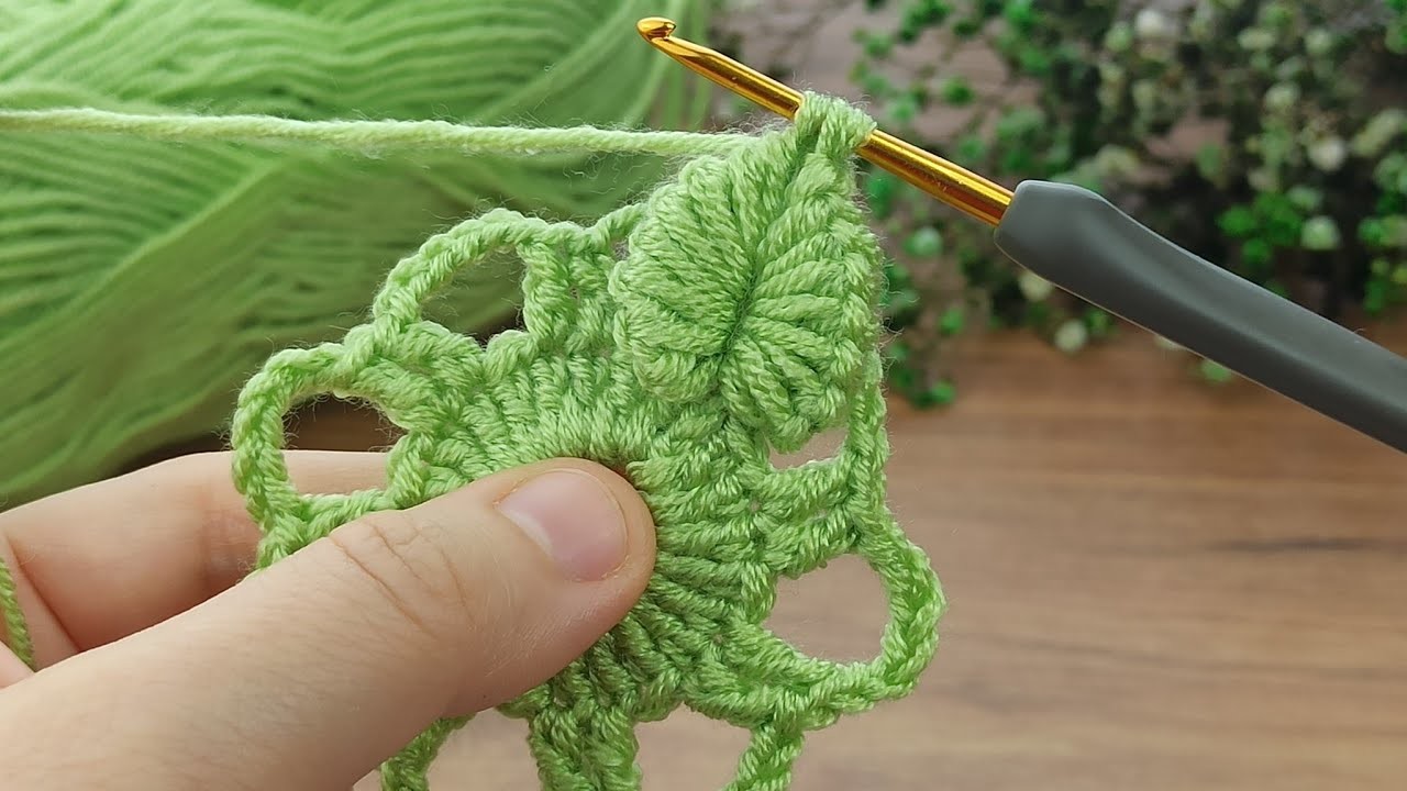 Wow amazing ???????? very beautiful very easy crochet flower motif making #crochetmotif  #knitting