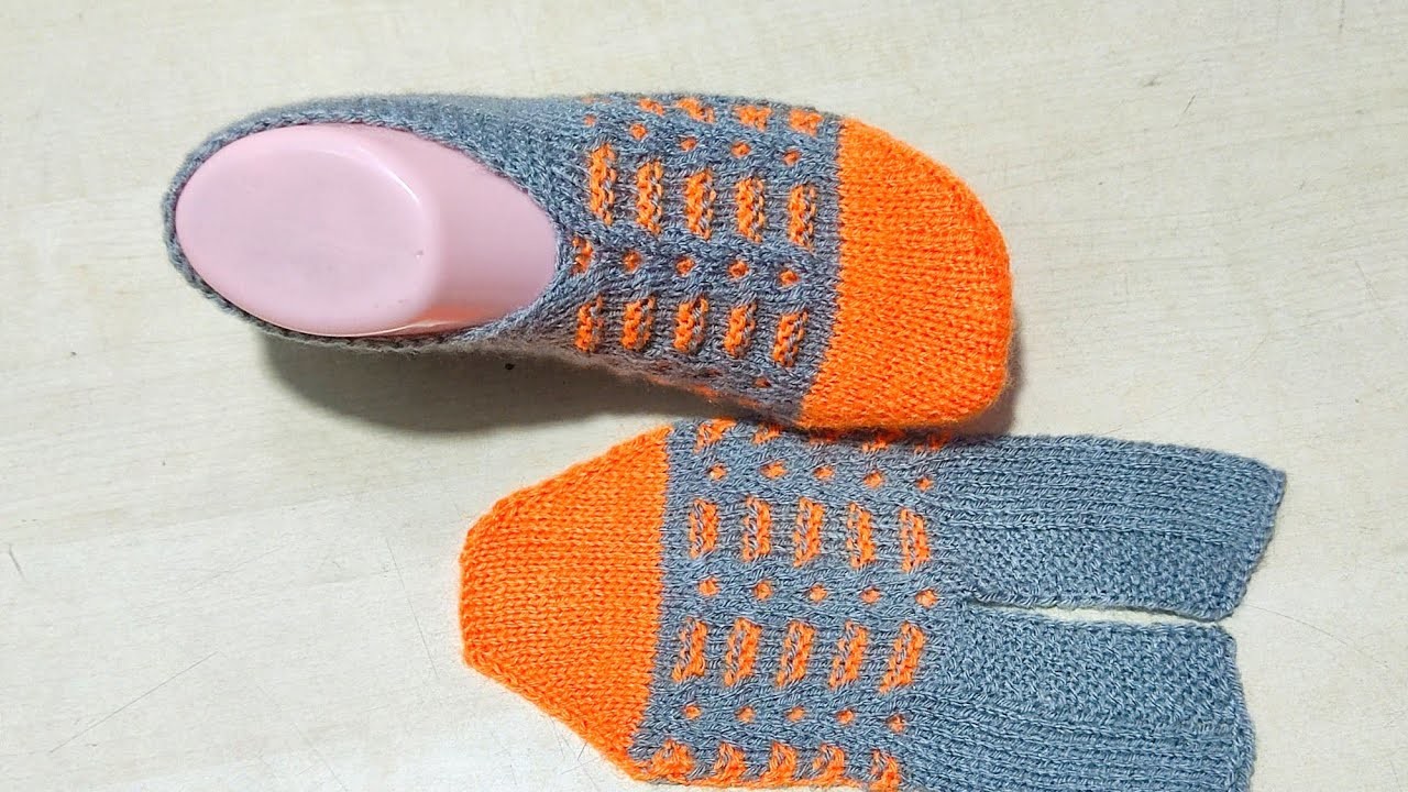 A brand new pattern knit ladies shoes socks booties