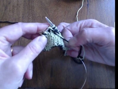 Crafty Maths: Algorithmic Fractal Knitting: 09 How to undo a row
