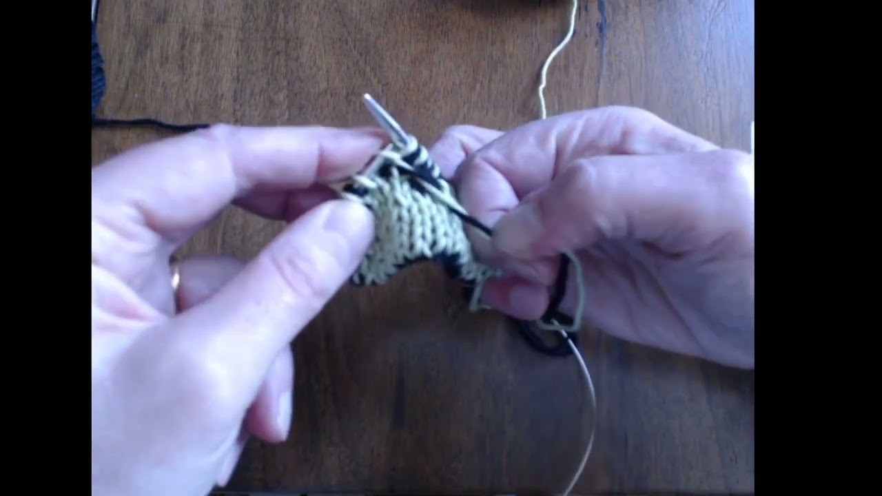 Crafty Maths: Algorithmic Fractal Knitting: 09 How to undo a row