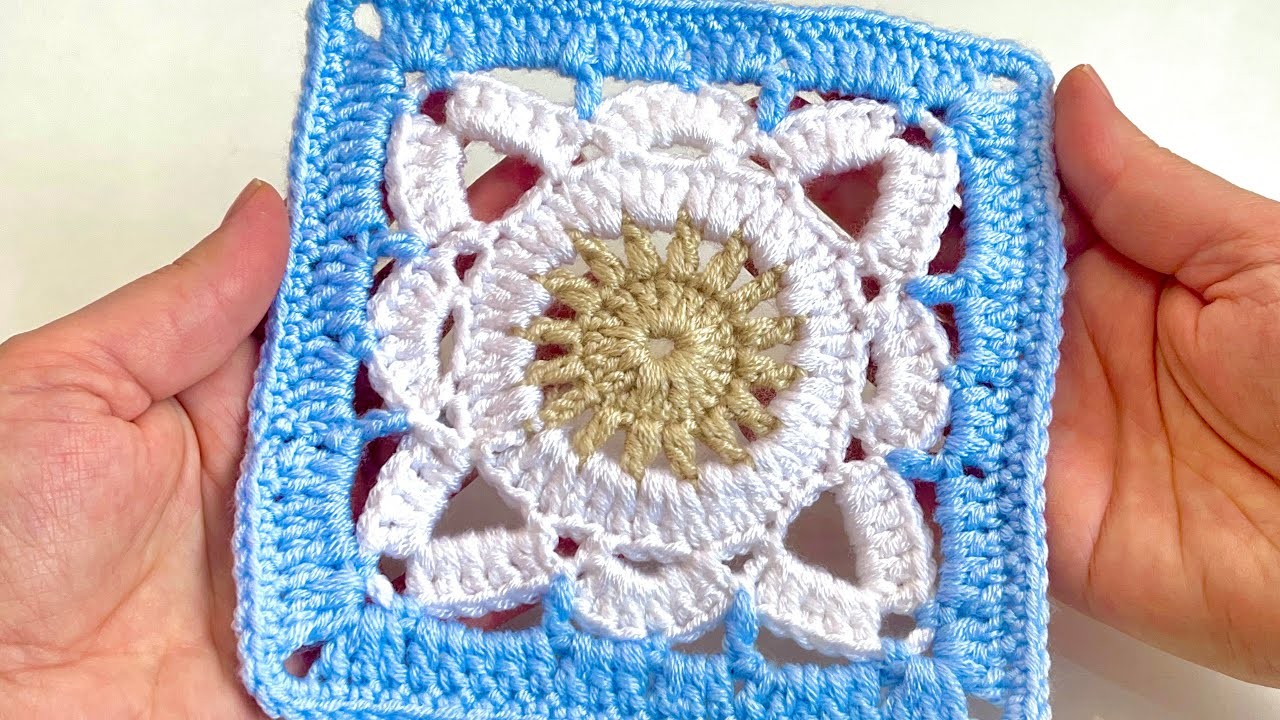 EASY CROCHET!???? How to crochet a granny square for beginners. Step by Step crochet tutorial