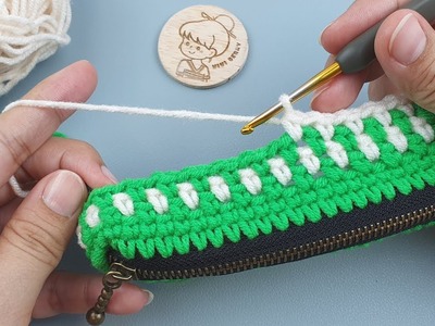 How to Crochet Zipper Purse | Lucky Green Yarn with Amazing Stitch Pattern | ViVi Berry DIY