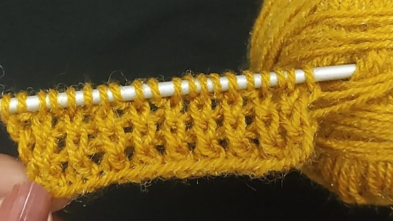 Knitt Mufler : Cap : Baby Sweater : Gents Sweater Design Pattern (Hindi) Jasbir Creations