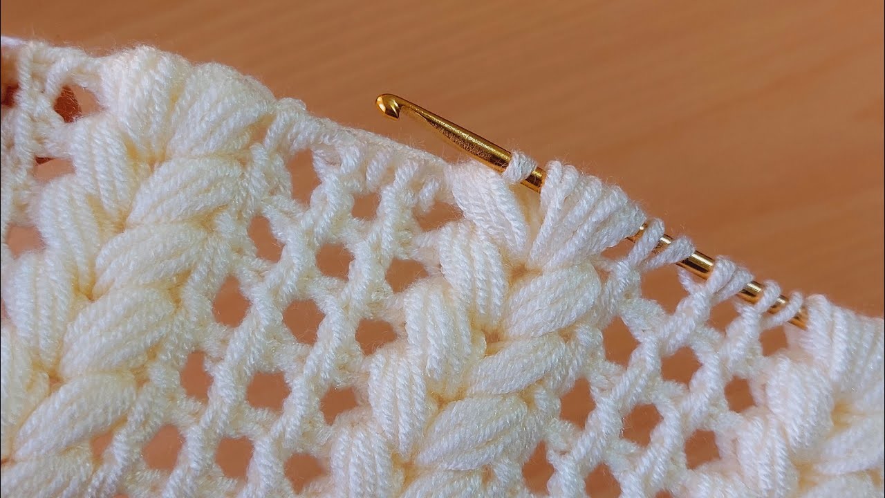 Wow!! very cool only 1 row Extremely easy very flashy crochet pattern.Süper kolay Tunus işi örgü