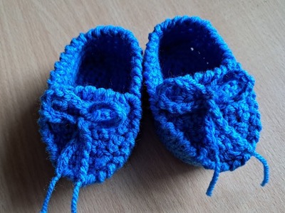 Crochet baby booties ????