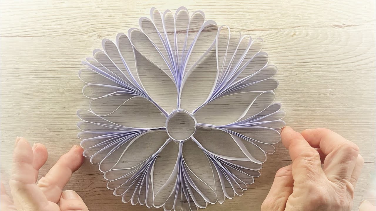 ❄️ PAPER SNOWFLAKE ❄️ 3D PAPER SNOWFLAKE ❄️ PAPER. PAPER DECOR. PAPERSNOWFLAKE ❄️ Easy DIY Crafts