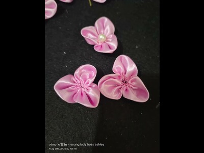 3-petals flower ribbon