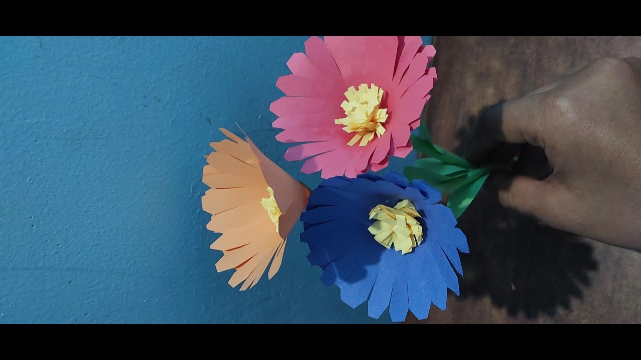 "Create Your Own Garden with These Stunning Paper Flowers"