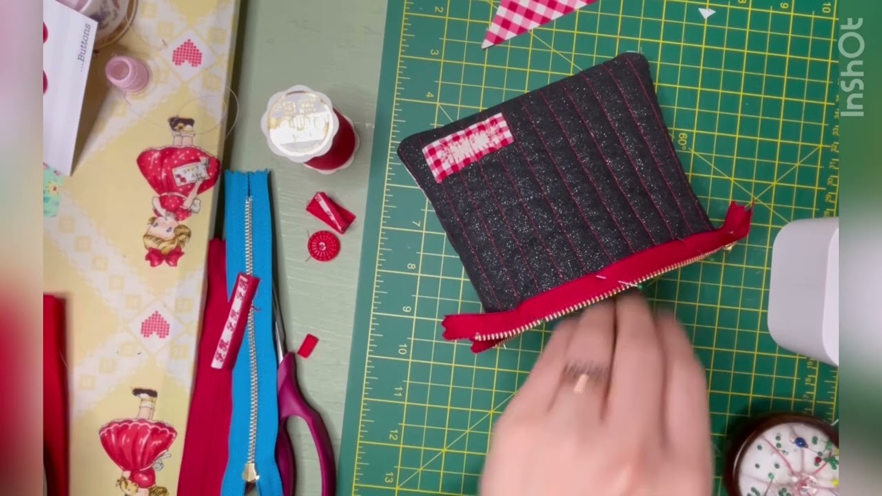 City Lady Pouch - Tutorial Part 1 ( zipper)