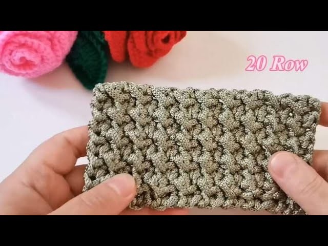 Crochet a crossbody bag or a portable bag with an external pocket for the mobile phone كروشيه شنطه