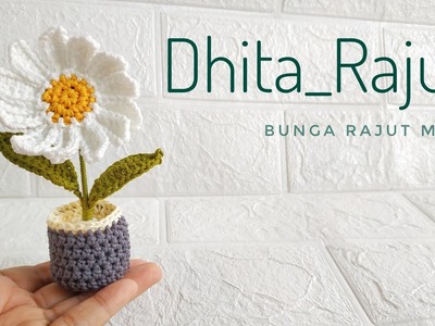 Mini daisy crochet flower. crochet tutorials