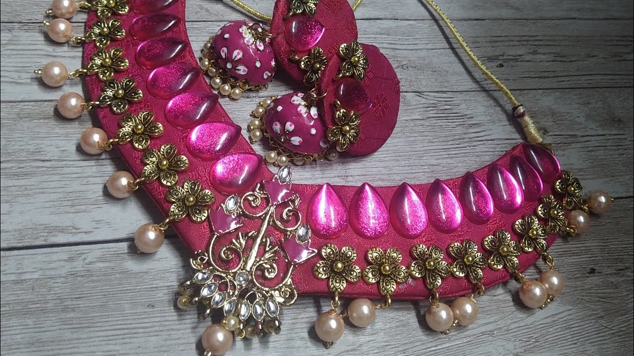 Agar bore ho gaye h same earrings pahankar toh ye kare. .  diy choker making jewelry making