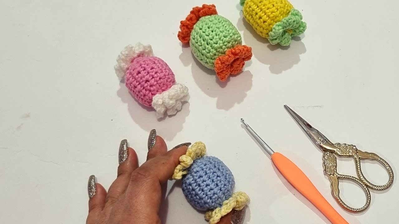 How to very easy crochet a candy pattern for beginners _ crochet ornament
