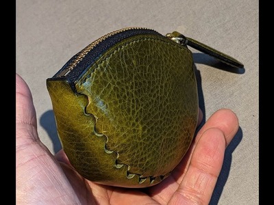 Making a Scallop zip purse type A(lined.with gusset) PDF pattern