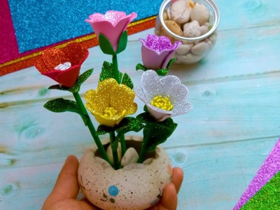 Teaching how to make flowers from glitter foam. |Arranging flowers in a miniature vase ????????????