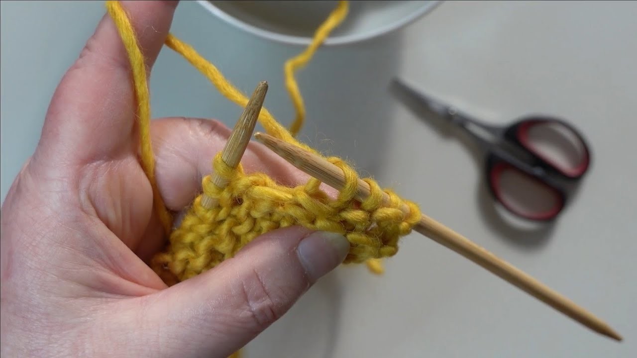 Cast on and garter stitch - learning how to knit - part 1 (pls. read the description)