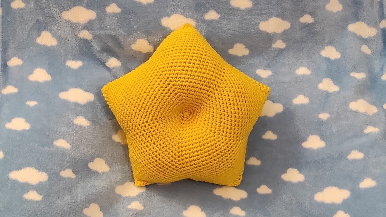 How to crochet a star pillow ⭐.no sew project #crochet #tutorial #pillow #babygift #cute #pattern