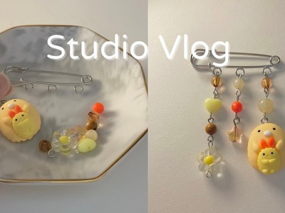 Studio Vlog #6 | Make A Bag Pin With Me + Tutorial