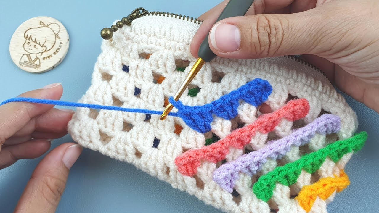 Crochet Zipper Purse Tutorial | Amazing Crochet Purse with Scrap Yarn| ViVi Berry DIY