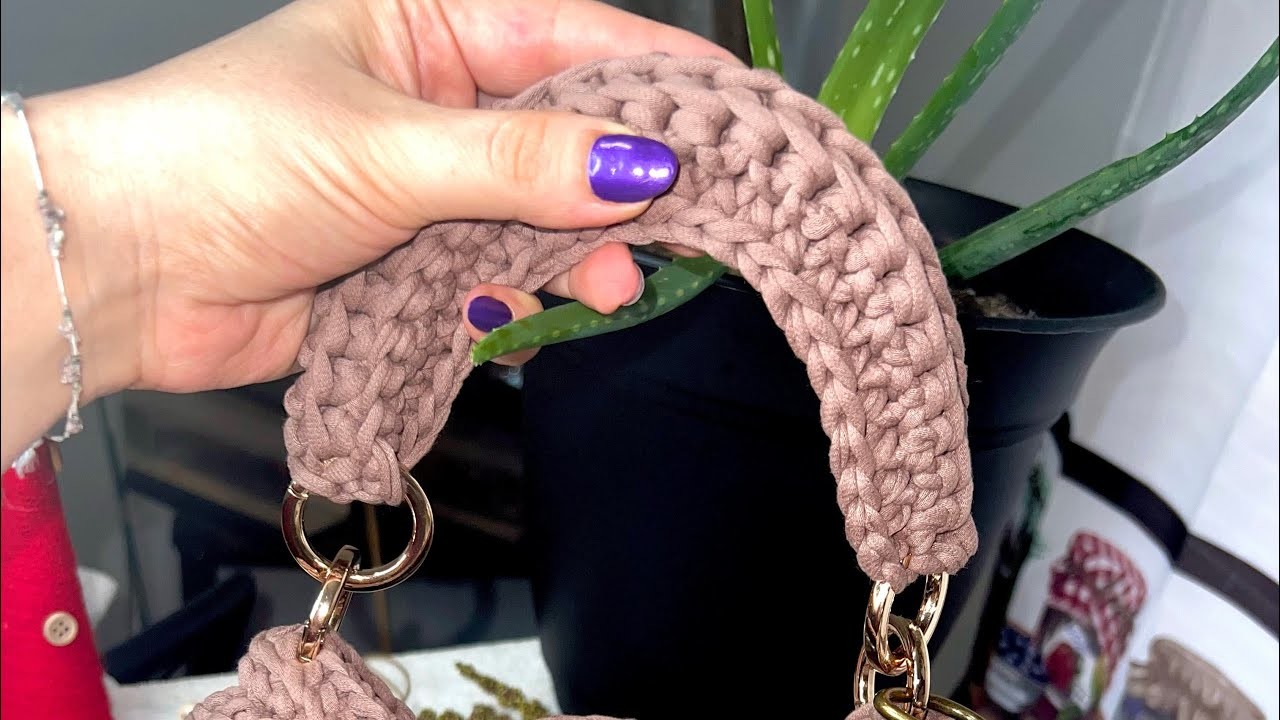 DIY How to make handle for Oreo bag using t-shift Yarn