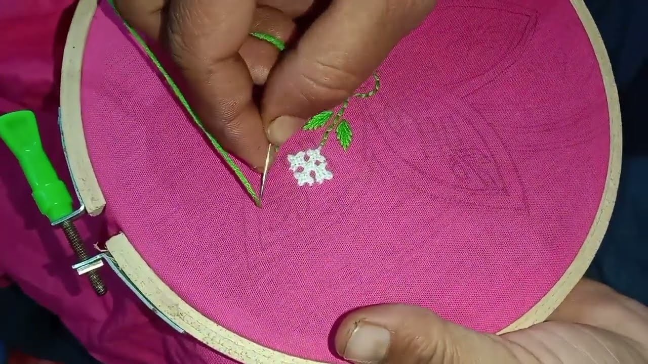 Amazing flower design|latest leaf hand embroidery|latest kadhai design#handdnsignsindhi