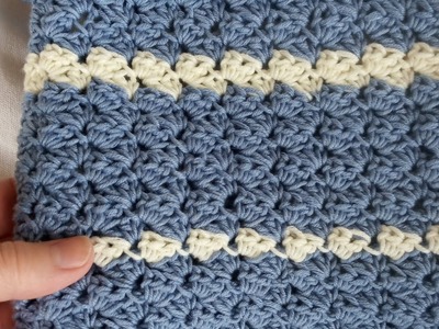 Easy Crochet Baby Blanket, beginners friendly pattern
