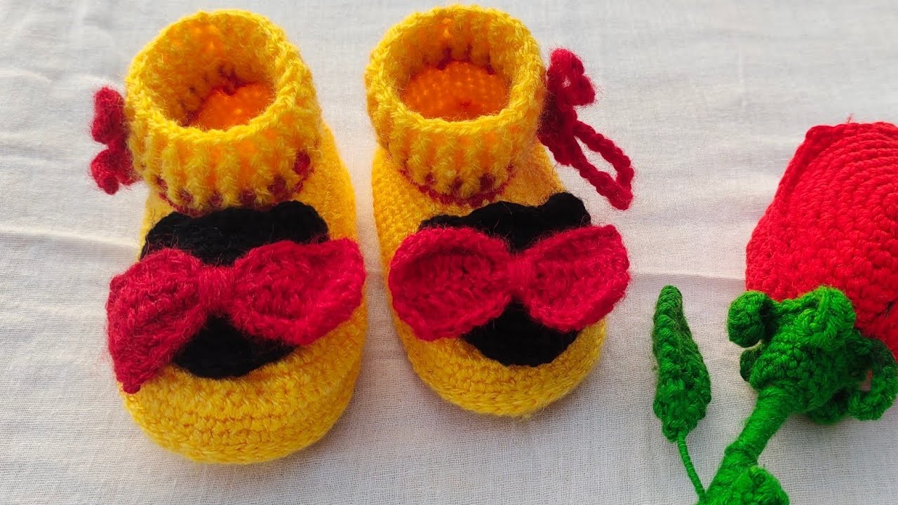 Crochet Baby Shoes.Baby Booties (In Hindi)