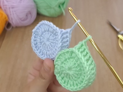 INCREDIBLE????MUY HERMOSO????You'll love this idea???? you can sell as much as you make! CROCHET keychain