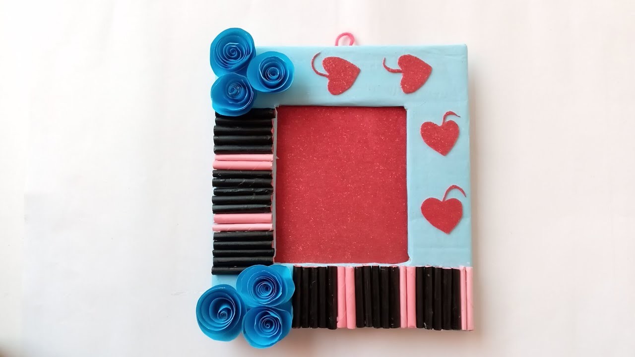 Photo frame making with paper || School Project || Easy home decoration idea l Photo frame idea