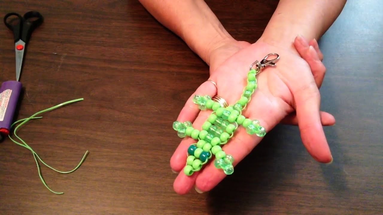 Beaded Gecko Keychain #beading #beadcraft #beads