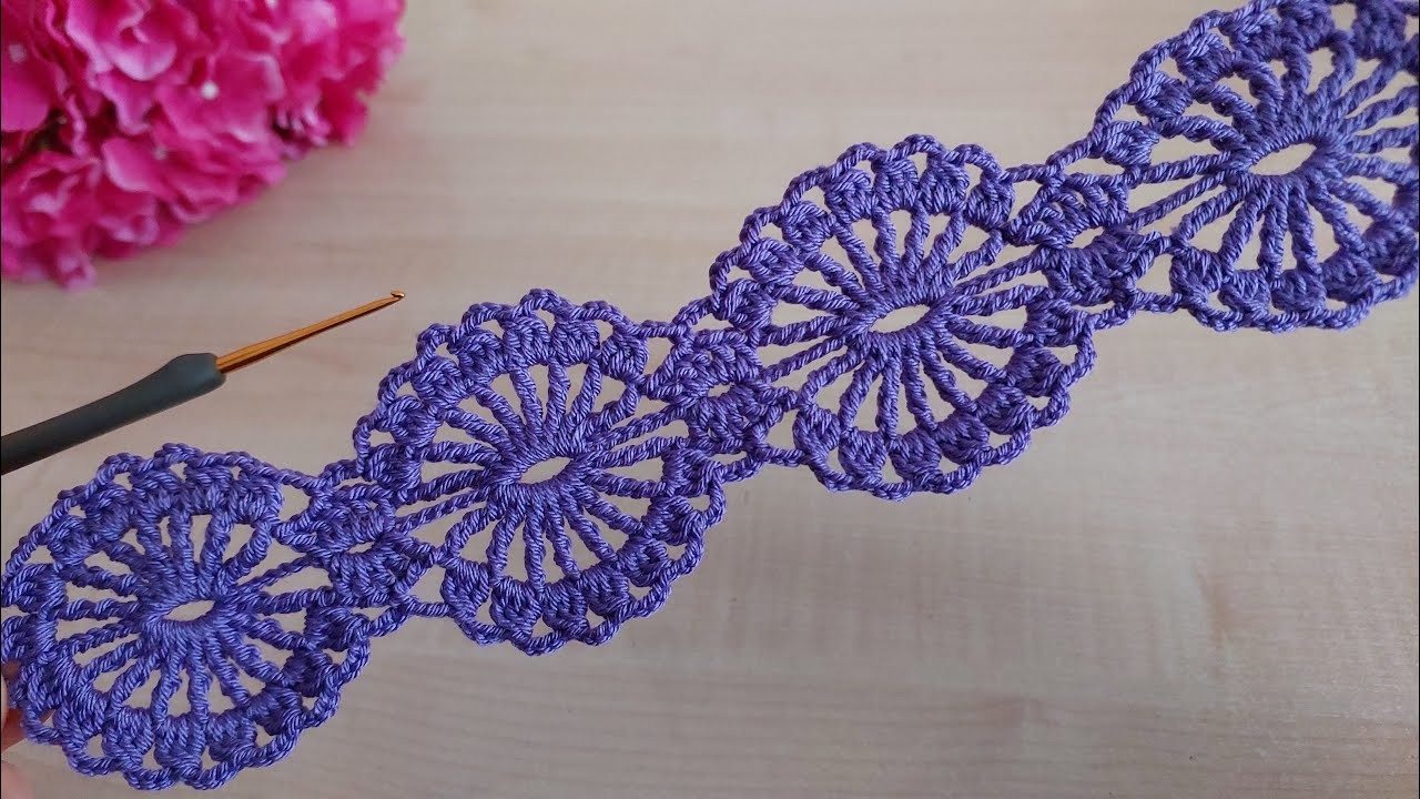 Learn How to Crochet a Hairband in 10 Minutes: A Quick and Easy Tutorial