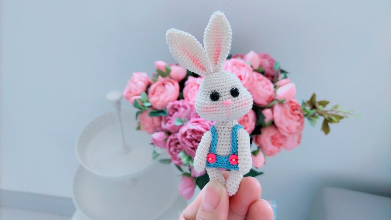 Kawaii bunny kaychain crochet tutorial