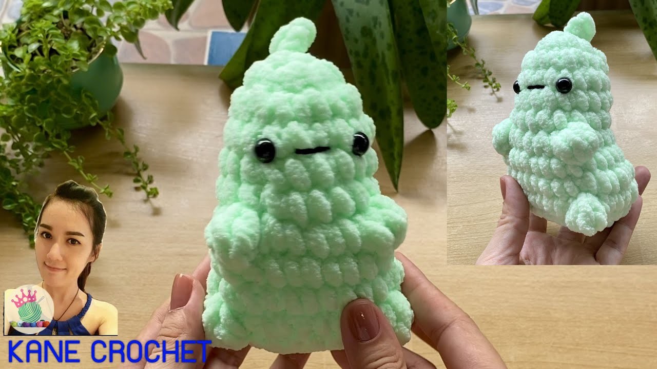 CROCHET KEYCHAIN : Crochet BABY DINOSAUR | Easy Crochet Amigurumi Dinosaur | Crochet Dinosaur