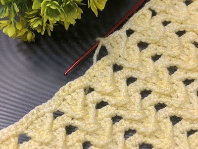 How to crochet a baby Blanket for beginners (super Easy & quick. Only 1 row to repeat)