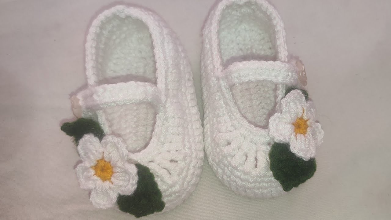 How to crochet baby booties for 0-6 months (11 cm) size sole in hindi with english subtitles????